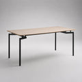Table à manger rectangulaire plateau bois clair MDF pieds en acier thermolaqué noir 140 cm 70 cm 75 cm
